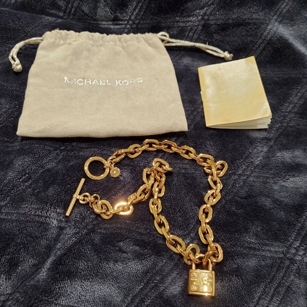 Michael Kors Gold Tone Chain Necklace Toggle Clasp Lock Pendant